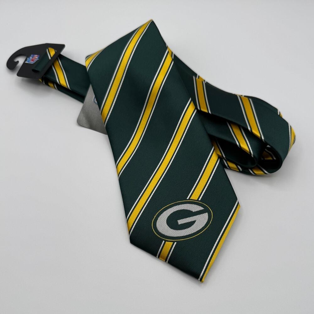 Green Bay Packers Men's Necktie Licensed NFL Football Fan Striped Neck Tie New